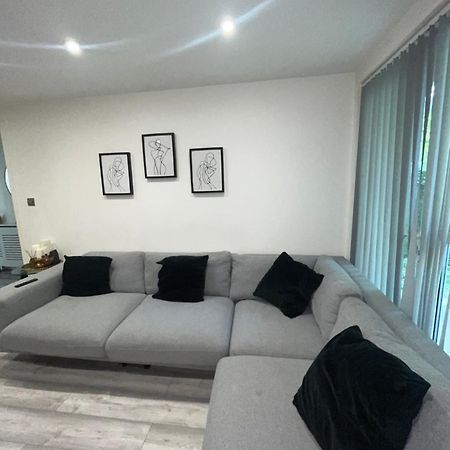 Luxury 1 Bedroom Apartment Bromley Eltham Eksteriør bilde
